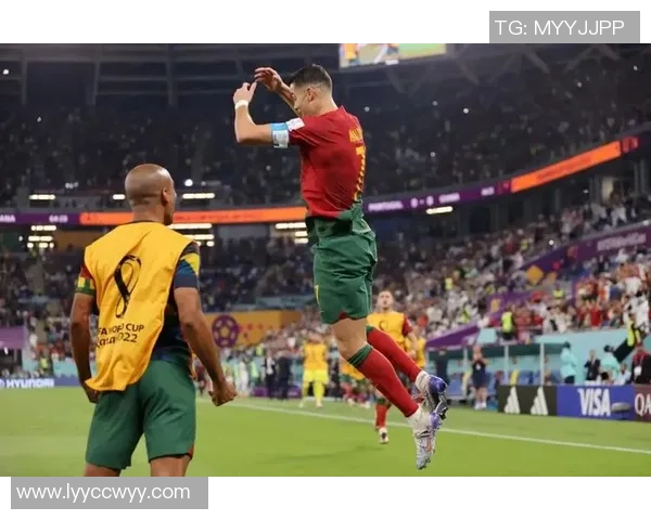 世界杯精彩对决巴萨与曼城战成平局乌龙球瞬间点燃全场激情