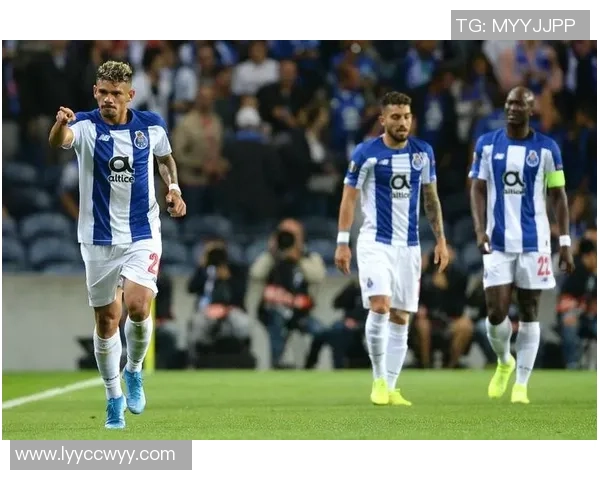 德甲激战：巴黎圣日耳曼大胜本菲卡引发全场惊叹赛后深度解析