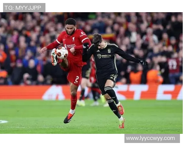 欧联杯曼联与波尔图激战成平局绝杀瞬间引发全场热烈反响分析