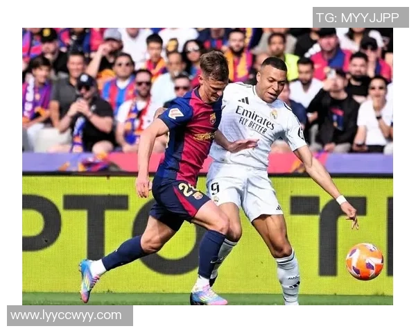 国王杯惊天逆袭皇马5-0狂胜巴萨帽子戏法引爆全场激情