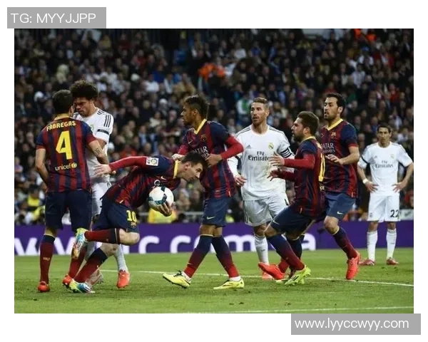 西甲焦点战曼联与利物浦平局神奇扑救成为全场亮点