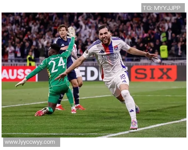 世界杯焦点战巴萨与里昂激战成和红牌争议引发全场热议分析