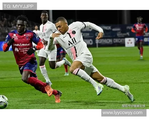 意甲惊天冷门AC米兰狂胜巴黎圣日耳曼5-0帽子戏法引发全场欢呼