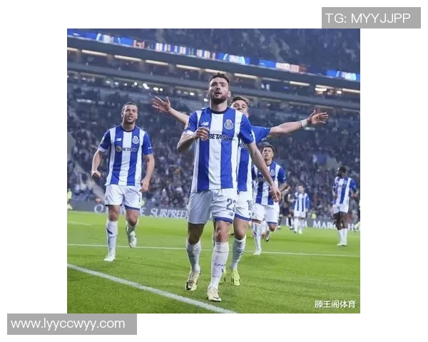 英超激战波尔图逆转那不勒斯点球大战引爆全场激情时刻集锦 英超激战波尔图逆转那不勒斯点球大战引爆全场激情时刻集锦